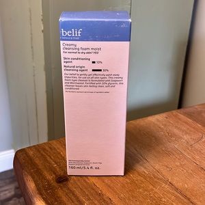 Belif Creamy Cleansing Foam Moist